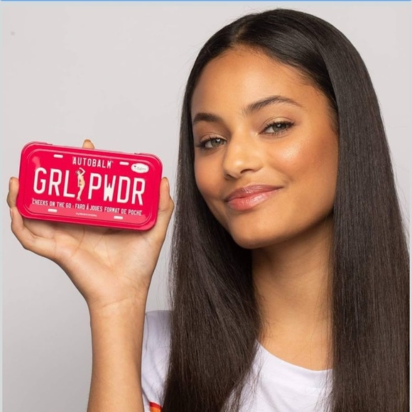 theBalm AutoBalm GRL PWDR (Girl Powder) Cheek Palette - Picture 3 of 10